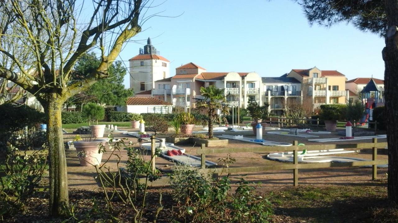 Appartement Vue Sur Golf Talmont-Saint-Hilaire Bagian luar foto